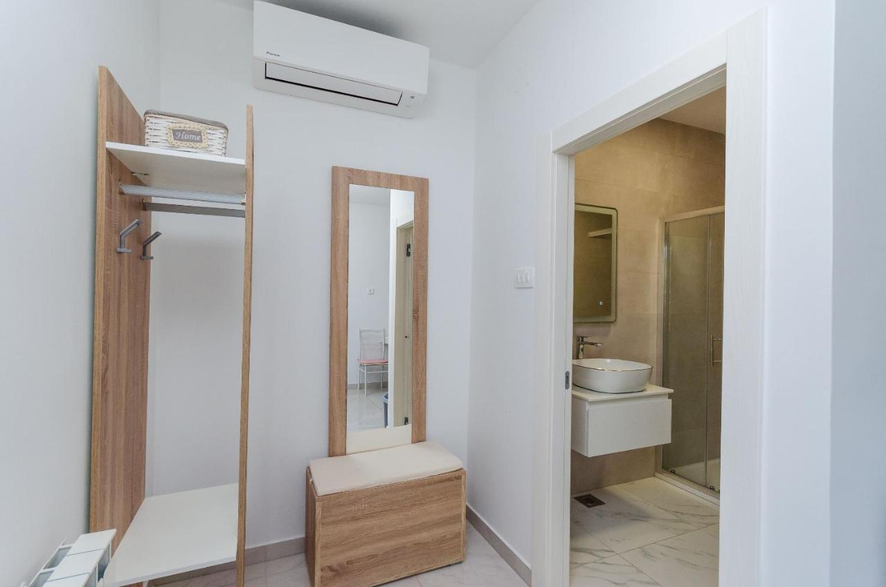 Apartment Zdenko Rovinj Exterior photo