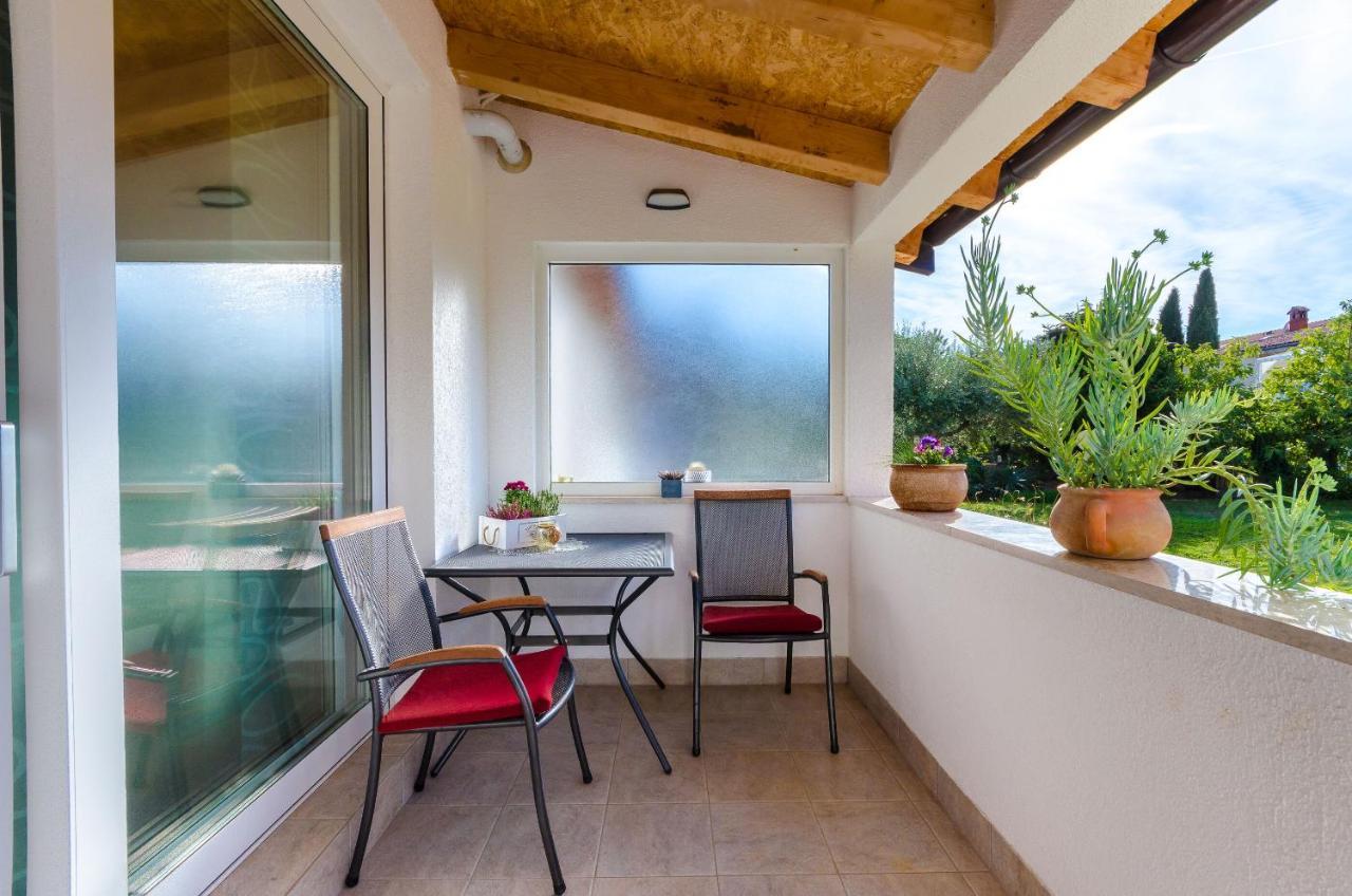 Apartment Zdenko Rovinj Exterior photo