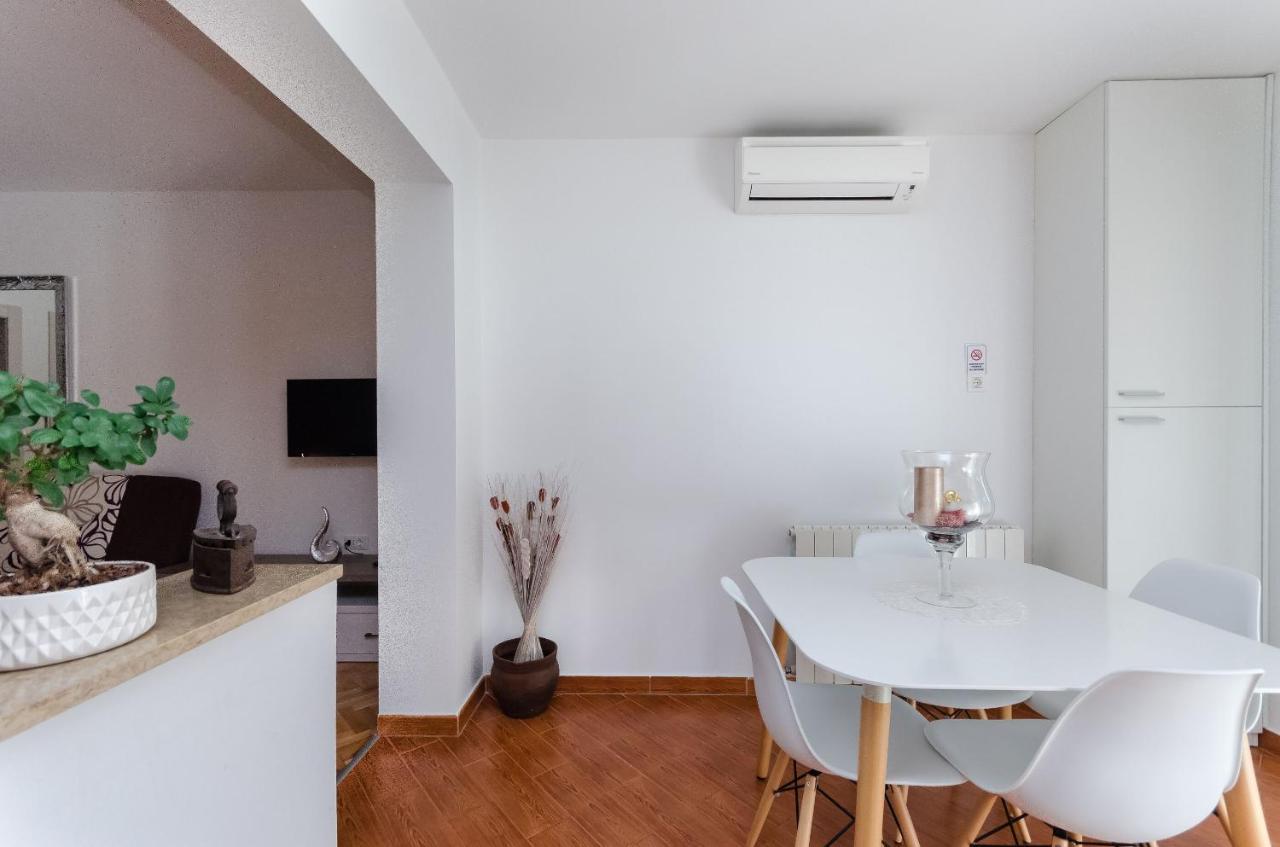 Apartment Zdenko Rovinj Exterior photo